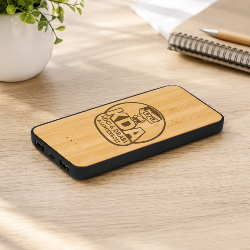 Egyedi gravírozott bambusz vezeték nélküli töltő és powerbank – 8000 mAh