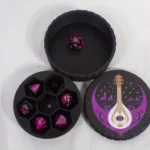 D&D kockatartó (nagy bard)