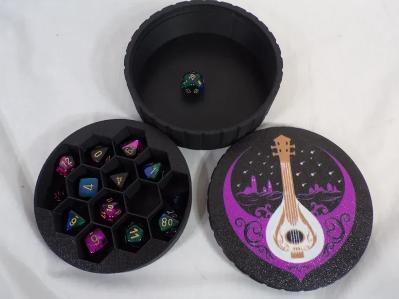 D&D kockatartó (nagy bard) D&D kockatartó (nagy bard)