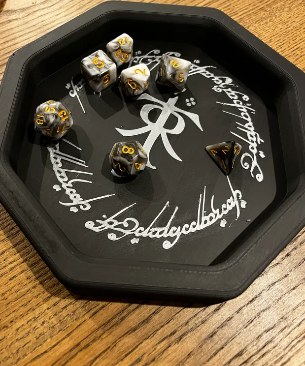 Fantasy kockajáték tálca Fantasy kockajáték tálca