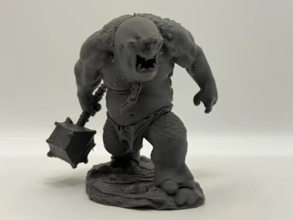 Hegyi troll figura